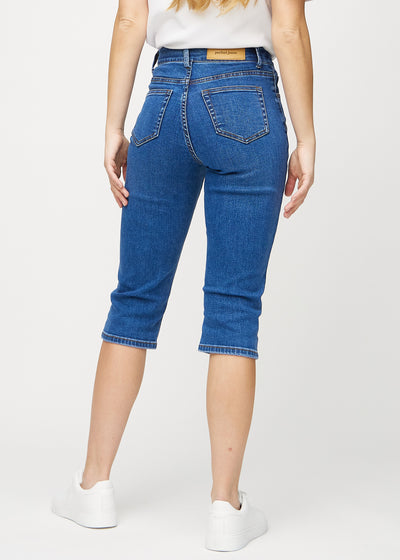 Mørk denim regular capris set bagfra, så man kan se hele produktet.